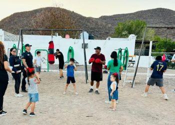 Gobierno de Sonora promueve deporte y prevención del maltrato animal entre niñez de Guaymas.