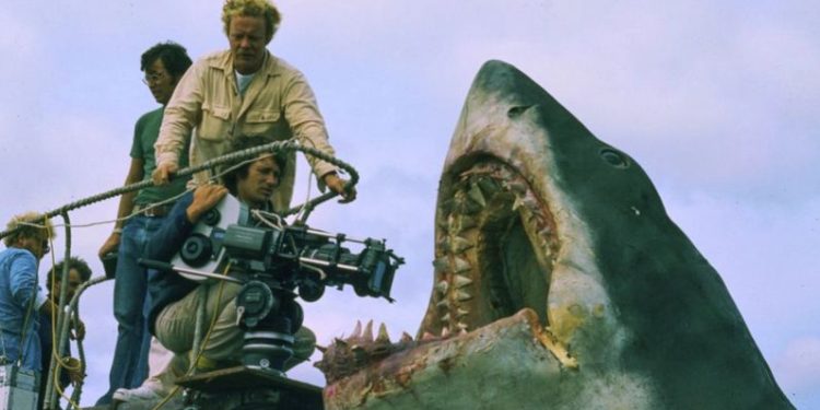 Cincuenta años después, ‘Tiburón’ enseña a Hollywood cómo hacer cine.