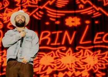 Carín León es portada de Billboard: incursionará en el género country.