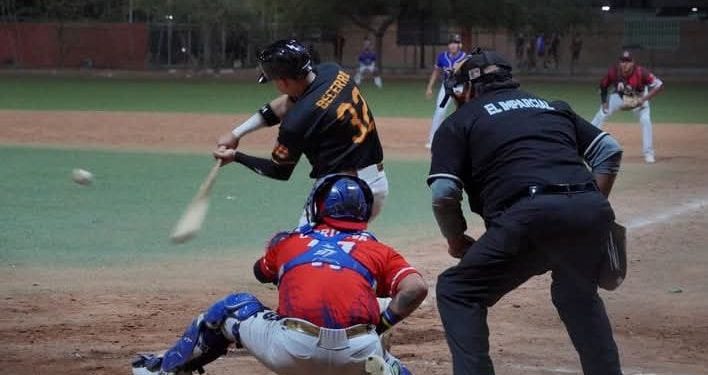 Aaron Disco Luz continúa levantando las gradas en el béisbol local, al vencer a Búhos en la Interbarrial Norte de Hermosillo.