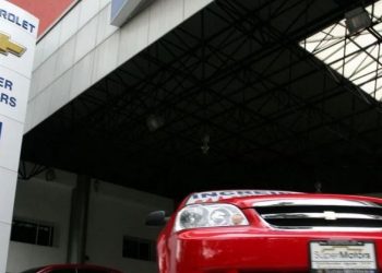 General Motors trasladará de México a EU la producción de dos modelos de camionetas.