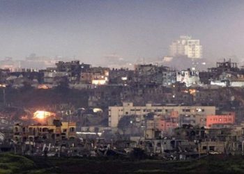 Israel lanza ofensiva contra Irán y declara estado de emergencia a nivel nacional.