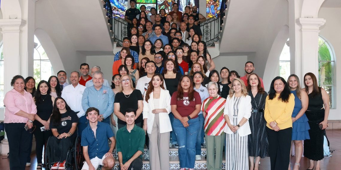 Brinda Unison bienvenida a estudiantes del Programa Interinstitucional Delfín 2025