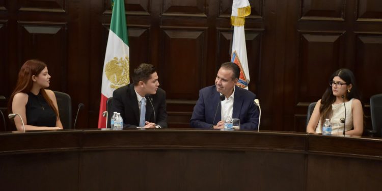 Impulsa Cabildo Juvenil de Hermosillo acciones a favor del reciclaje y la participación ciudadana.