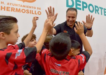Inicia Toño Astiazarán los programas “Promotores CRECES en Deporte” y “Jugando Seguro en la H”.