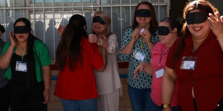 Implementa SEC estrategia internacional para atención especializada de alumnado con discapacidad visual.