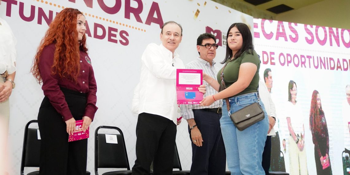 Sonora impulsa la transformación de Nogales con más de mil becas universitarias y modernización carretera.