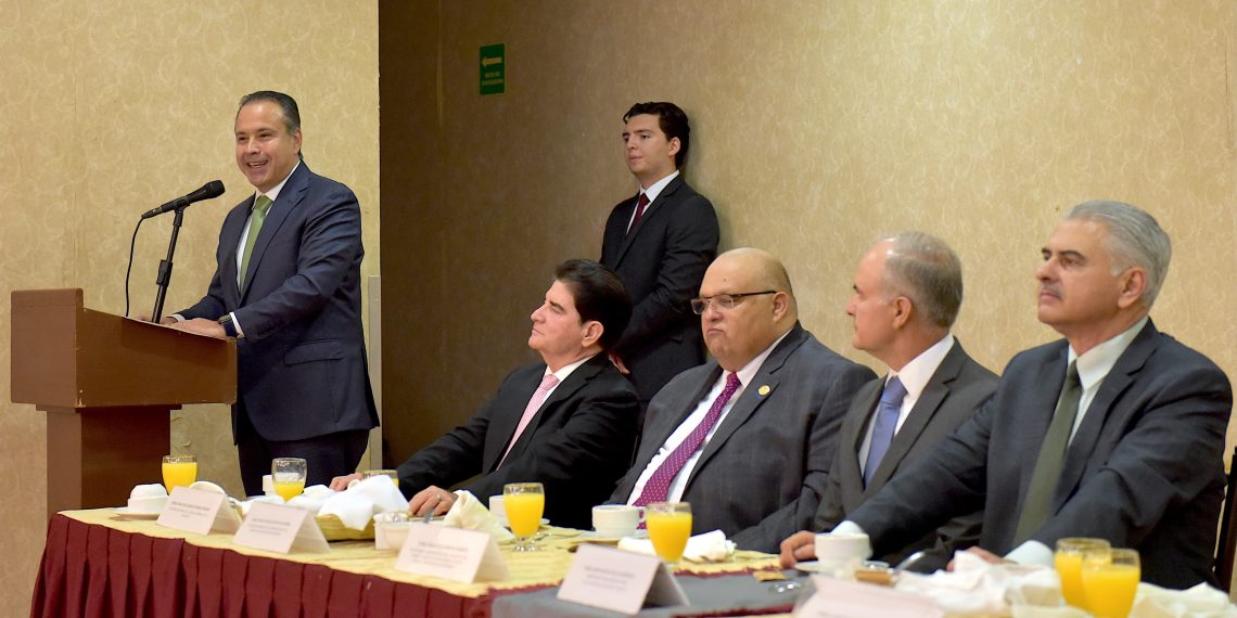 Necesaria la colaboración permanente de todos los niveles de gobierno para construir la paz: Toño Astiazarán.