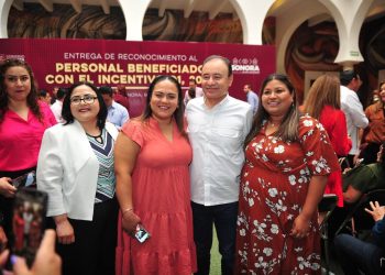 Cumple Gobernador Durazo con pago de retroactivo e incremento salarial al magisterio sonorense.