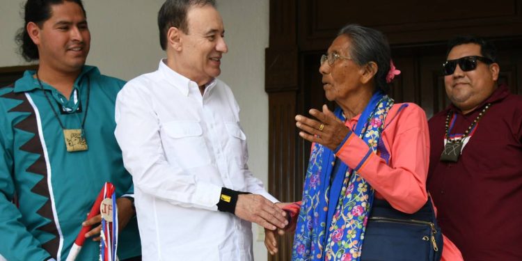 Gobernador Durazo respalda a comunidad Seri con mecanismo para eficientar actividad cinegética.