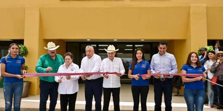 Cumple Gobernador Durazo demanda histórica de estudiantes con primeras instalaciones de la UTH en Ures.