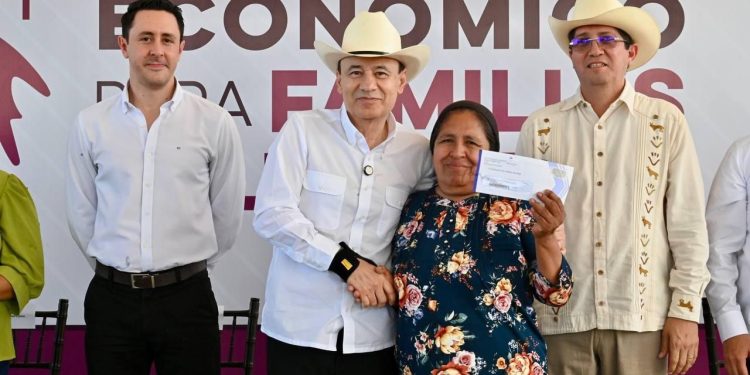 Gobernador Durazo respalda economía de más de 13 mil familias vulnerables con entrega de apoyos directos.