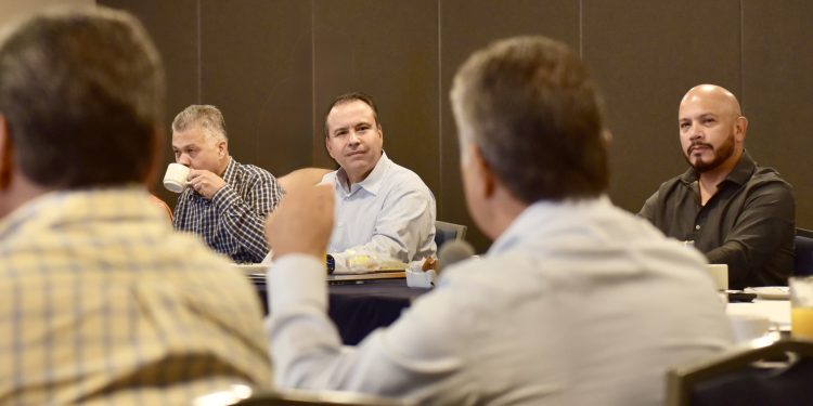 Hermosillo impulsa inversiones históricas en distribución de agua potable: Toño Astiazarán.