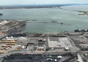Gobernador Durazo proyecta a Guaymas como centro logístico del noroeste con modernización de vialidades, mercado municipal y obras hídricas.