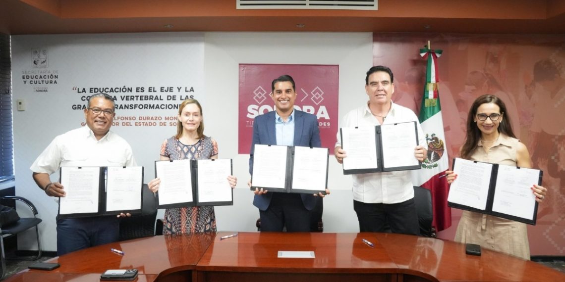 Formalizan SEC y Fundación Alberto Baillères alianza a favor de la educación.