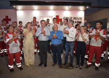 Entrega Toño Astiazarán rehabilitación de Cruz Roja base Sur con presupuesto CRECES.