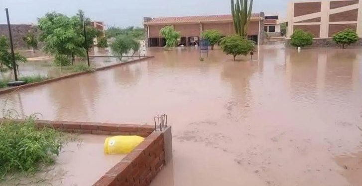 Universidad del Bienestar en Sonora resulta afectada tras intensas lluvias.