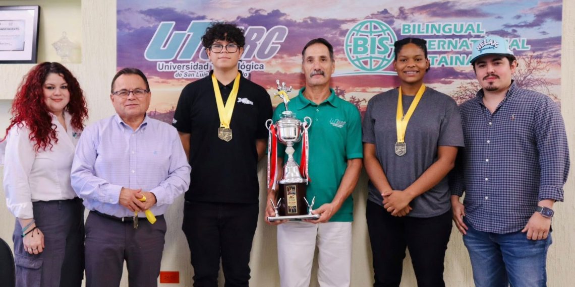 Destacan estudiantes deportistas sonorenses en competencia regional de taekwondo: Utslrc.