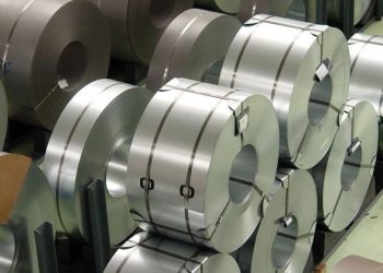 EU amplía alcance de aranceles al acero y aluminio a “productos derivados”.