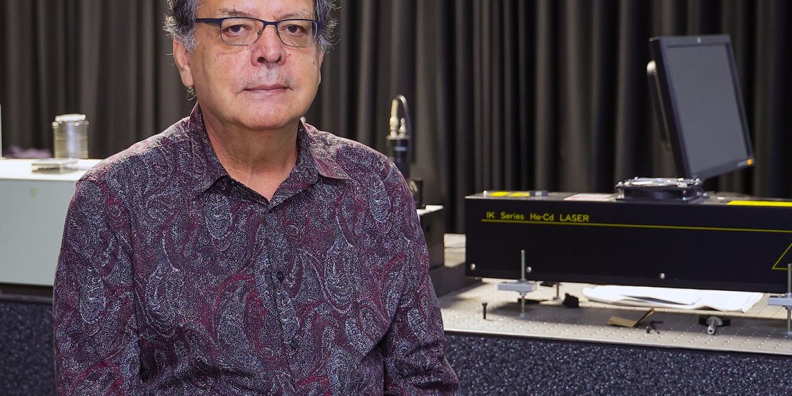 Reconocen a académico de la Unison, Mario Enrique Álvarez Ramos, como Investigador Nacional Emérito.