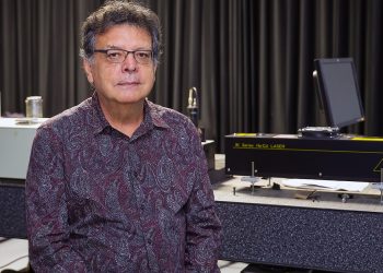 Reconocen a académico de la Unison, Mario Enrique Álvarez Ramos, como Investigador Nacional Emérito.