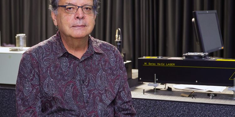 Reconocen a académico de la Unison, Mario Enrique Álvarez Ramos, como Investigador Nacional Emérito.