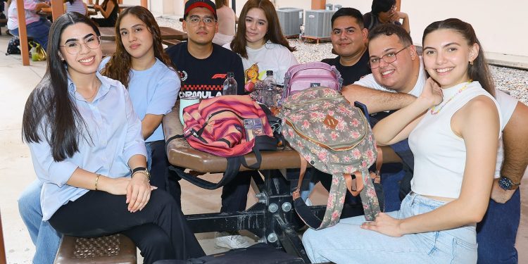 Inicia Unison semestre 2025-2 con asistencia de más del 90% de docentes y estudiantes.