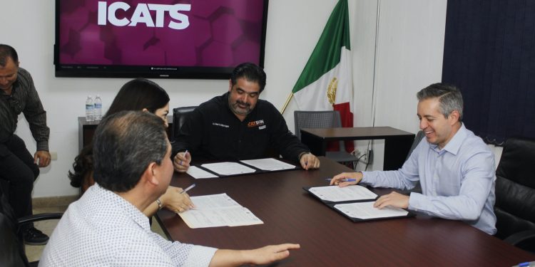 Impulsa Congreso de Sonora capacitación de sus trabajadores a través de Icatson.