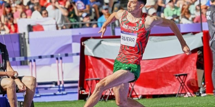 Édgar Rivera listo para saltar en el Campeonato Mundial de Atletismo 2025.
