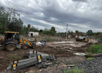 Atiende Ayuntamiento de Hermosillo a familias del ejido La Victoria ante afectaciones por lluvias.
