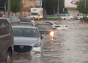 Fuertes lluvias en Jalisco dejan 450 viviendas afectadas y provocan desbordamiento de ríos.