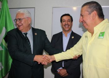 Diputado Raúl González De La Vega se suma al Partido Verde.