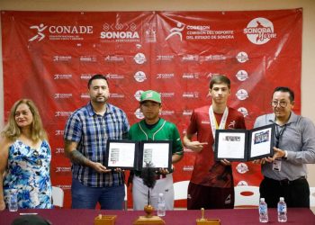 Presenta Correos de México dos series de estampillas postales sobre el deporte.