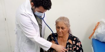 Lleva Ayuntamiento de Hermosillo jornada de salud a familias de La Caridad y alrededores.