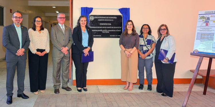 Develan en Unison placa e inauguran edificio 13-A del Departamento de Lenguas Extranjeras