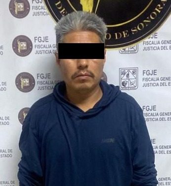 FGJES coordina y entrega a prófugo de justicia de Oaxaca buscado por homicidio calificado y abuso de autoridad