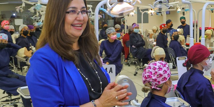 La Licenciatura en Odontología de Unison ofrece servicios clínicos de alta calidad y formación de excelencia