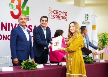 Reconoce Gobierno de Sonora trayectoria de personal de servicio de Cecyte