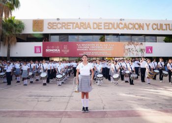 Impulsa SEC la creación de la primera Banda de Guerra Monumental