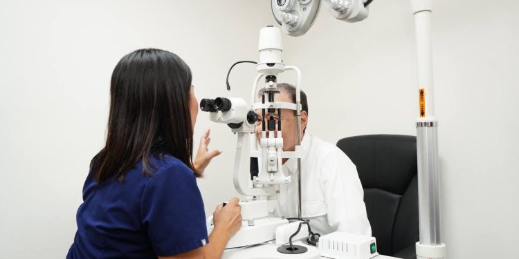 Beneficia Gobernador Durazo a más de 87 mil derechohabientes de Isssteson con Clínica de Oftalmología en Hermosillo