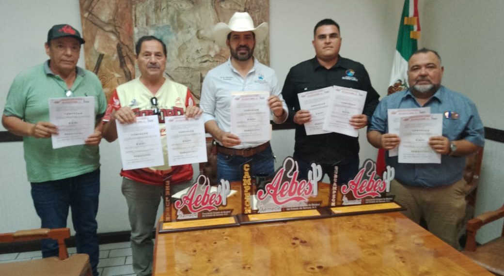Alcalde de Magdalena avala los estatales de beisbol que albergará durante el ciclo deportivo 2025-2026.