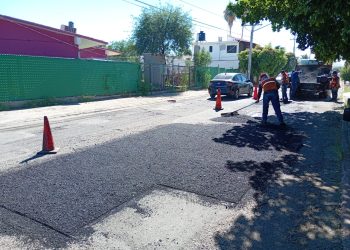 Refuerza Ayuntamiento de Hermosillo mantenimiento vial con acciones permanentes de bacheo