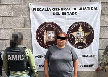 Aseguran droga y detienen a mujer en cateo en el Centro de Hermosillo