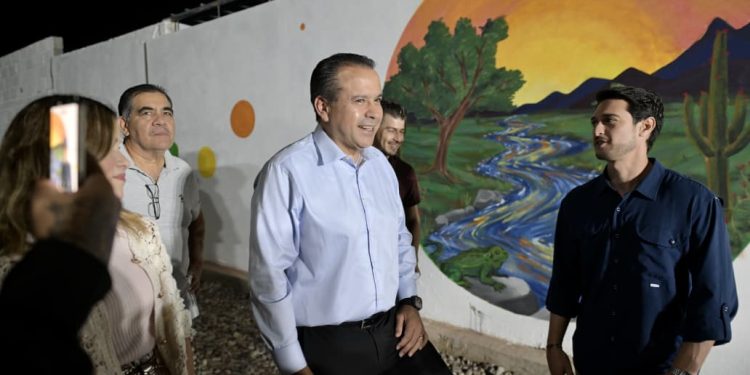 Inaugura Toño Astiazarán mural del Colectivo Sangre del Desierto en Loma Linda