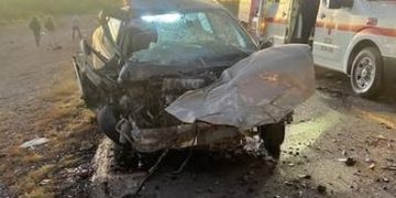Saldo de una persona sin vida y ocho lesionados tras accidente vehicular en Caborca