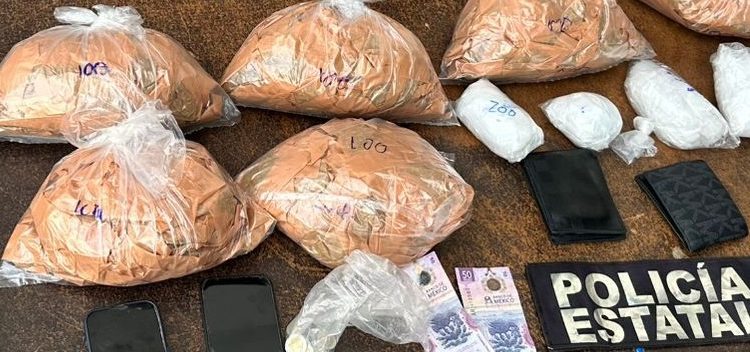 Asegura Policía Estatal más de mil 400 envoltorios de narcótico y armas de fuego durante detenciones en Hermosillo