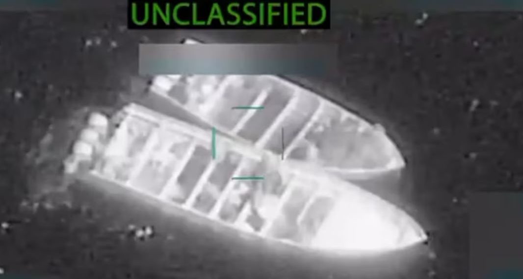 México participa en rescate de sobreviviente del ataque de EU a supuestas narcolanchas en el Pacífico.