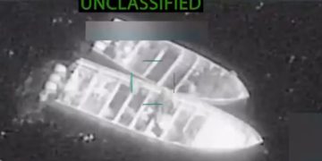 México participa en rescate de sobreviviente del ataque de EU a supuestas narcolanchas en el Pacífico.