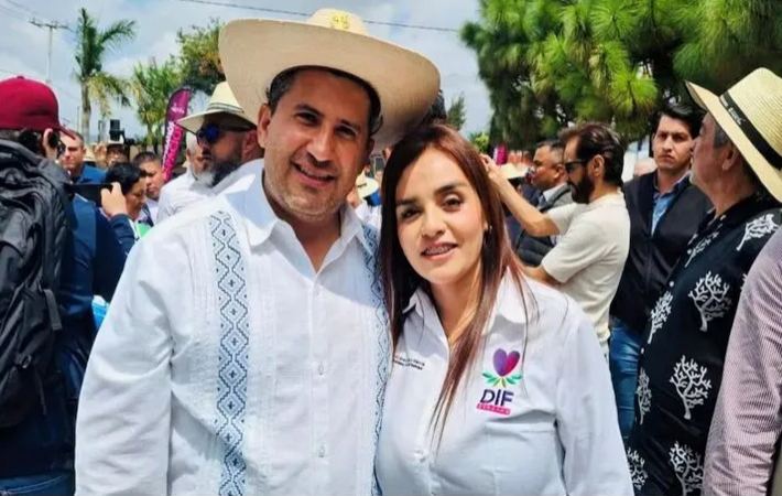 Perfilan a viuda de Carlos Manzo como alcaldesa sustituta de Uruapan