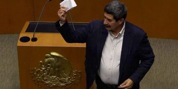 Niegan amparo a Javier Corral con el que evitó ser detenido por el delito de peculado previo a ser senador